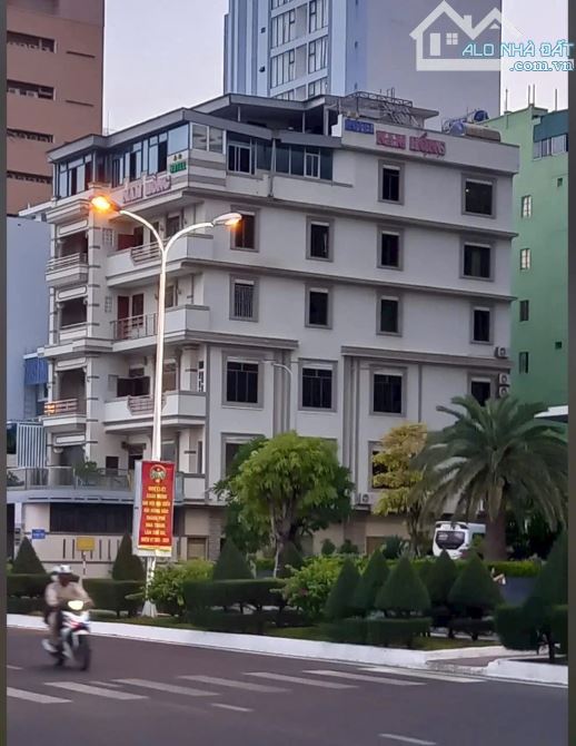 Nhân bán Khách Sạn 2 mặt tiền đuờng Phạm Văn Đồng - 3