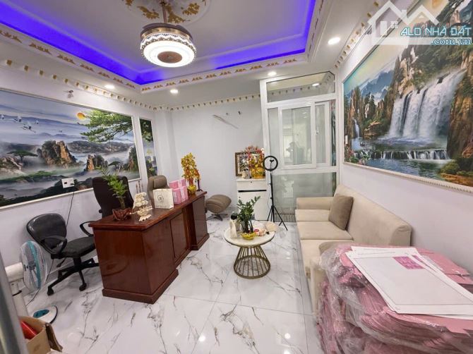 Bán nhà mới- đẹp 5 tầng HXH thông ngay chợ Gò Xoài, 48m² - giáp Tân Phú chỉ nhỉnh 6 tỷ - 3