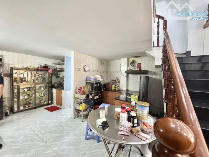 Bán nhà mặt tiền, phường 17, Gò Vấp, nở hậu đẹp, 60m2, 3 tầng, giá 7.79 tỷ - 3