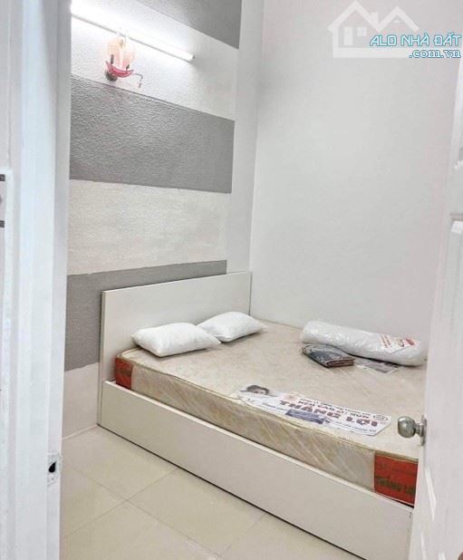 Nhà 63m2 (4.5m x 15m), Sổ vuông, NỞ HẬU tài lộc, chỉ 6.3 tỷ - 3