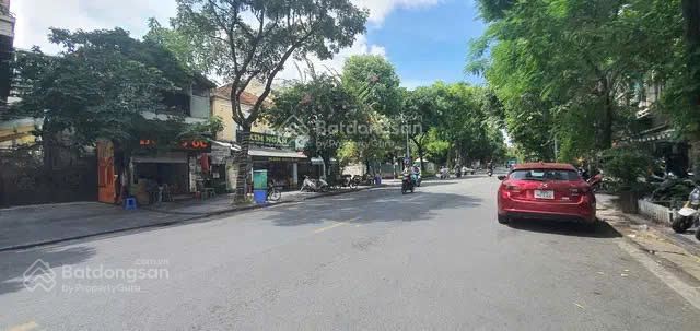 Chính chủ cần thanh khoản gấp, bán nhà khu phân lô Giảng Võ, 80m2, 5 tầng - 3