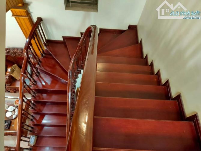 Bán nhà Kim Giang 120m², 3 tầng, mặt tiền 8.4m, ngõ thông, ô tô đỗ cửa – Giá 16.8 tỷ - 3