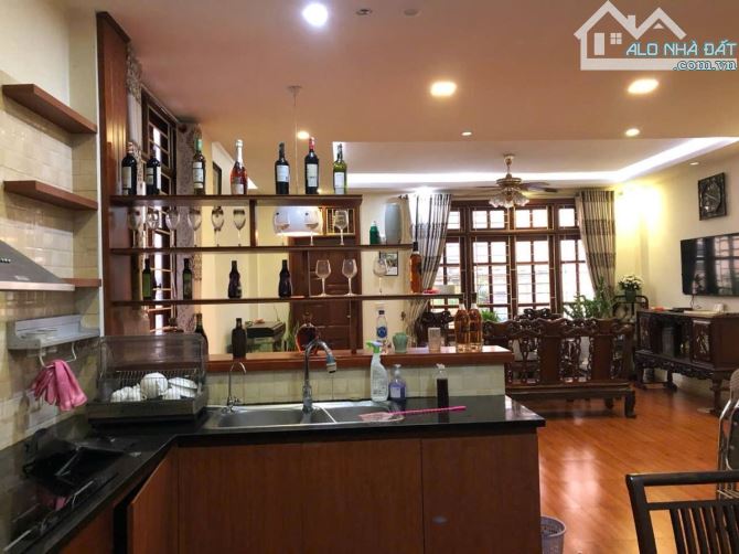 Bán nhà Phố Nguyễn Trãi, Thanh Xuân. Diện tích 70m. 5 Tầng. Mặt tiền 6m. Giá 23 tỷ - 3