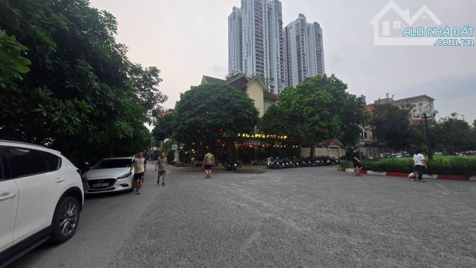 BÁN BIỆT THỰ KĐT VĂN QUÁN HÀ ĐÔNG, SIÊU HIẾM, LÔ GÓC MẶT HỒ, DT: 224M2, GIÁ BÁN 84,7 TỶ - 3