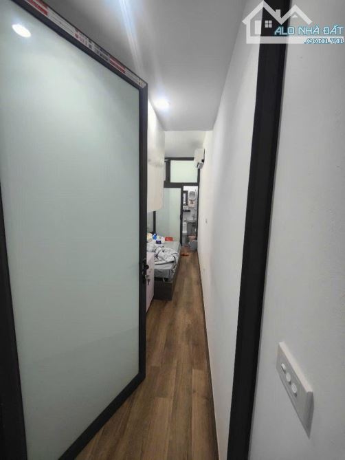 Bán nhà nguyên căn ngõ 381 Bạch Mai, Hai Bà Trưng 20m x 5T giá 3.45 tỷ, sổ đỏ GD - 3