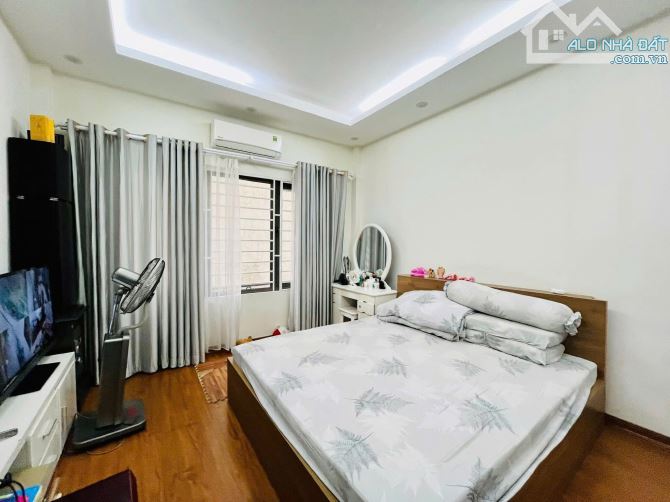 Bán nhà Lạc Long Quân Cầu Giấy gần ô tô ngõ thông 35m2 5T MT 4m dân xây đủ đồ ở luôn 7.5tỷ - 3