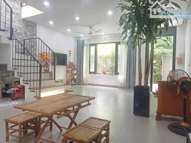 NHÀ HIẾM VƯỜN LÀI QUẬN 12 - 57M2 - NGANG 6M - NGAY KHU PHÂN LÔ - XE HƠI ĐẬU NGÀY ĐÊM THÔNG - 3