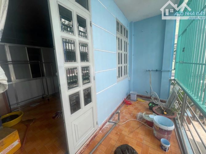 Bán nhà Phường 10 Tân Bình, Lạc Long Quân, 2 tầng 2PN, giá rẻ 3.799 tỷ - 3
