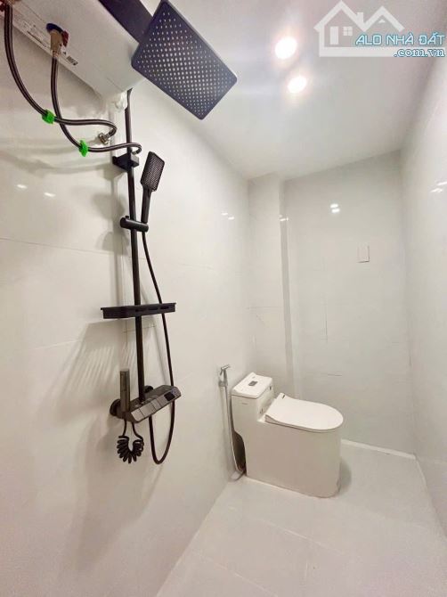 Nhà 2 tầng đẹp full nội thất Trần Cao Vân chỉ nhỉnh 2tỷ - 3