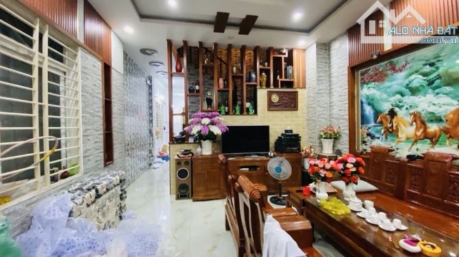 Bán nhà cc tự xây, 120m2, ôtô ngủ trong nhà, chỉ 6.5 tỷ, cạnh kdl Suối Tiên, Tp.Thủ Đức - 3