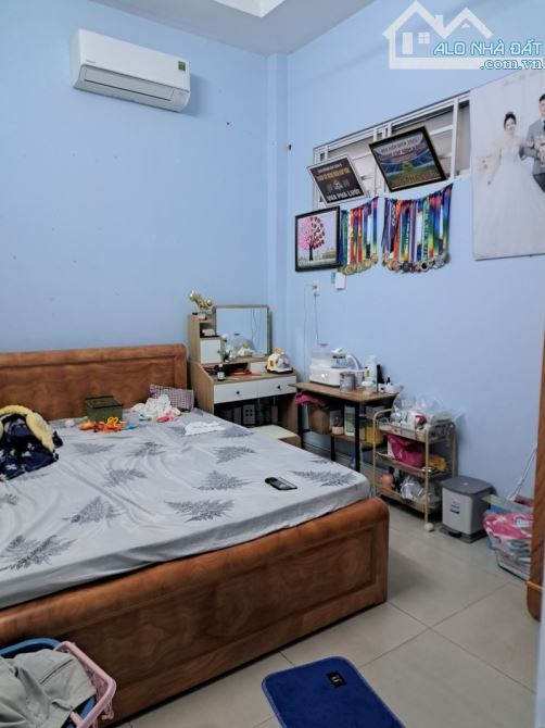 Bán nhà 1 Trệt 1 Lầu Trung Tâm Đông Hòa,đường xe hơi phà phà,gần GO Dĩ An - 3