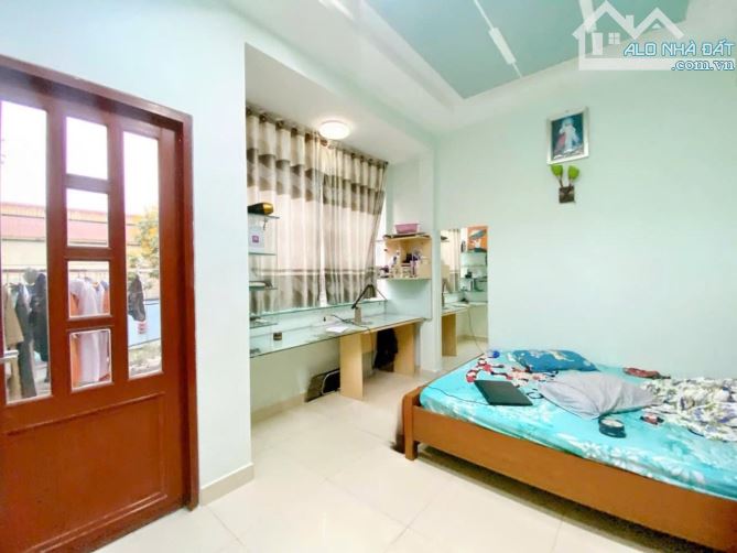 Bán nhà Lê Trọng Tấn, kế EOn TP, 65m2, ngang 5m, đường nhựa oto 8m, TL - 3