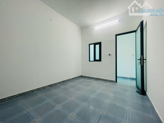 Nhà 2 Tầng MẶT TIỀN SÁT CHỢ THỚI AN,(5MX26M) Trần Thị Cờ Quận 12 - 3
