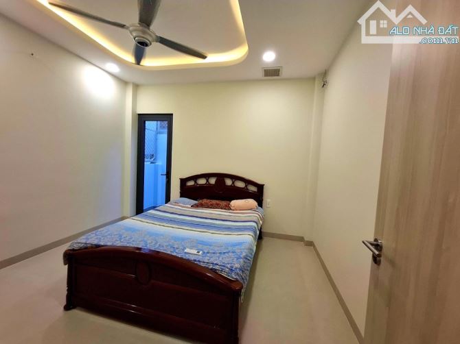 HIẾM vị trí ĐẸP, MẶT TIỀN đường Ngô Thu Minh, 4Tầng (4 x 15) có THANG MÁY - 3
