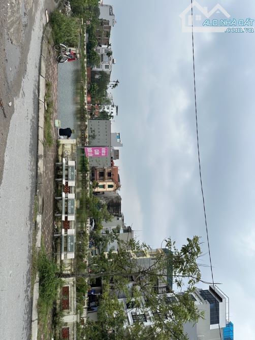 Đất Lai Xá Ô Tô Đỗ Tránh Vỉa Hè View Hồ Thông Số Đẹp 125m2 Mặt Tiền 10m 125 Triệu 1m2 - 4