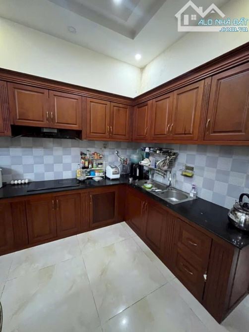 Bán nhà mặt tiền Bình Thạnh-Giáp Quận 1-Phó Đức Chính-P1-68m2-4,3x16-4tầng-5PN,6WC - 4