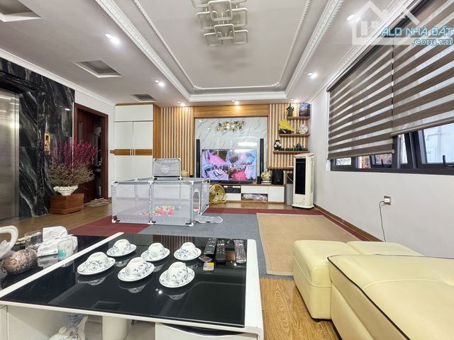 NHÀ ĐẸP TẶNG NỘI THẤT NGÕ THÔNG Ái Mộ 6 TẦNG THANG MÁY 12.9 TỶ.LONG BIÊN. - 4
