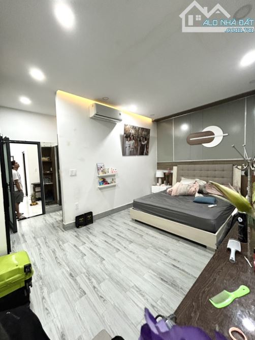 TRẦN XUÂN SOẠN – P.TÂN KIỂNG - QUẬN 7 -DT: 7.2*16M- 14 TỶ 9 - 4