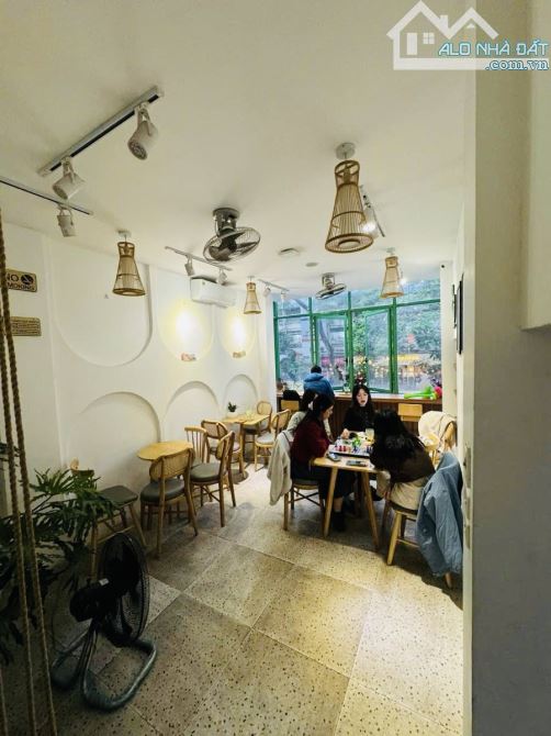 Bán nhà MẶT PHỐ LÝ THƯỜNG KIỆT - Vị trí đắc địa - 37m2 - Kinh doanh đỉnh - 35.5xxx - 4