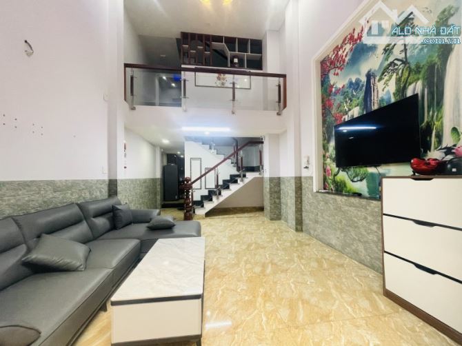 BÁN NHÀ 5 TẦNG – 7 PN – DT 61M² (NGANG 4.3M X DÀI 14M) – HXH – P2, BÌNH THẠNH, CHỈ 11.1 TỶ - 4