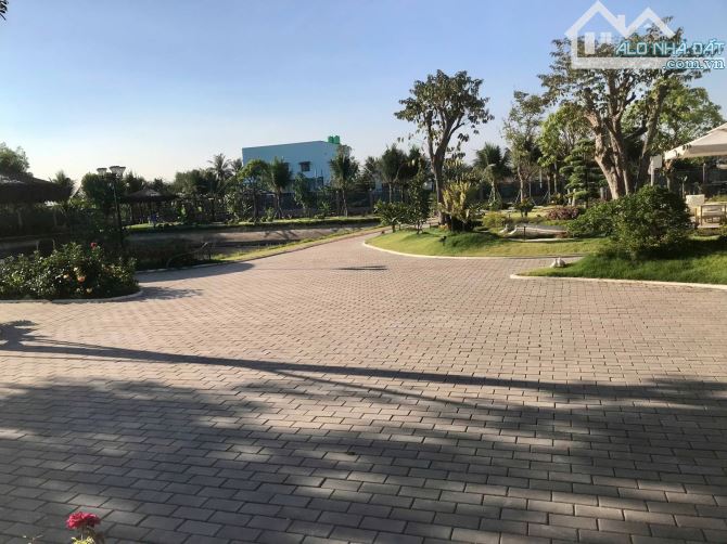 🌿 BIỆT THỰ VƯỜN ĐẲNG CẤP  VỚI KHUÔN VIÊN 4000M² - TẠI BÌNH CHÁNH - GIÁ CHỈ 38 TỶ - 4