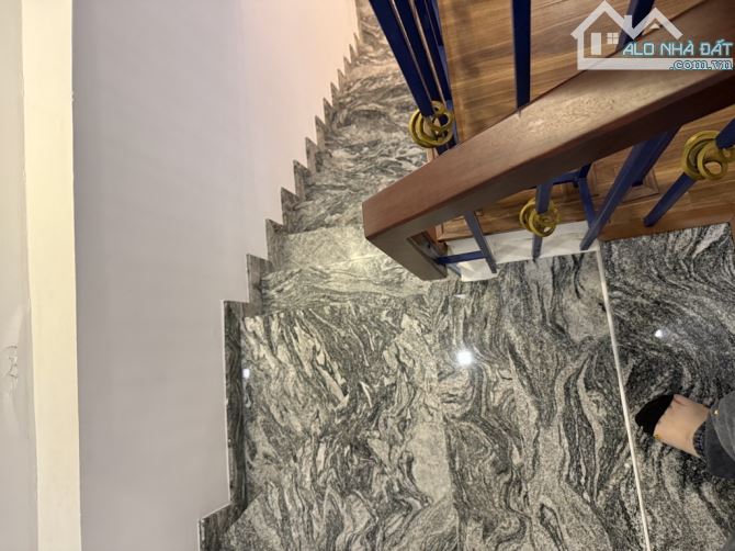 Bán nhà đẹp gần Lotte, 78m2 - Ngang 4,5m - cách MT đường 30m - Giá chỉ 6,7 tỷ - 4