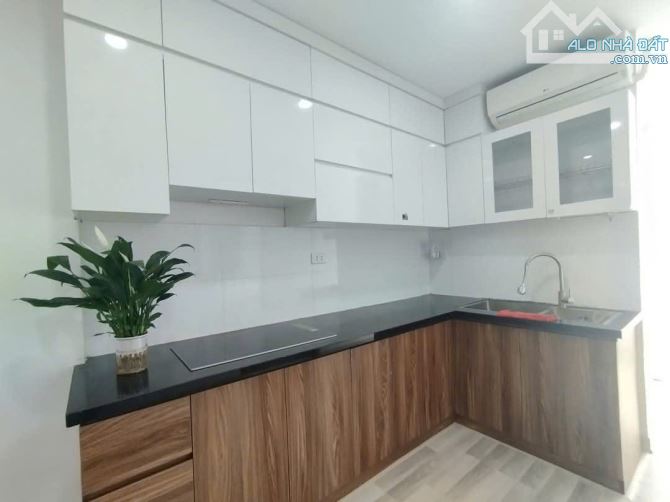 BÁN TT THANH XUÂN BẮC,ÔTÔ ĐỖ CHÂN CẦU THANG,NHÀ ĐẸP FULL NT Ở NGAY,72M,2PN,2WC,GIÁ 2,59 TỶ - 4