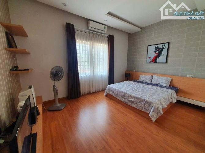 BÁN NHÀ VỊ TRÍ GẦN PHỐ TÂY GẦN BIỂN- KHU VỰC KINH DOANH THUẬN TIỆN- THÍCH HỢP ĐẦU TƯ - 4