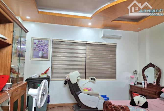 Nhà Đẹp , Ô tô Đỗ cửa,Nội thất cao cấp , phố Trần Bình , Mỹ Đình, DT 38m, 6t, 11 Tỷ x - 4