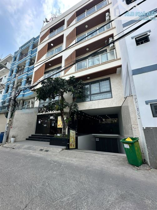 Bán CHDV ngay ĐH VĂN LANG, GÒ VẤP. Hơn 26phòng dòng tiền 160tr/t, 29,5 tỷ 140M2 ngang 10M - 4