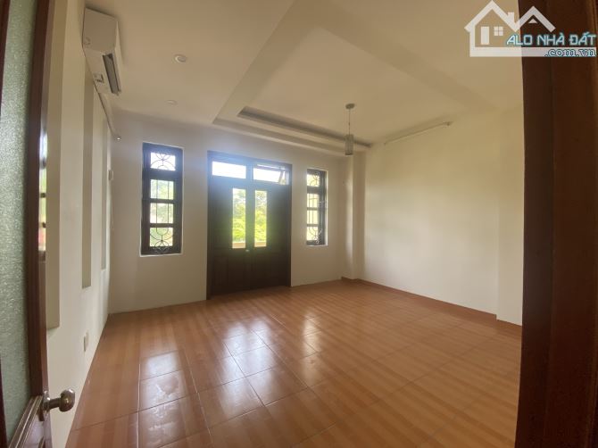 Bán nhà 3 tầng Mỹ An 17 đường 7.5m thông thẳng ra sông Hàn - 4