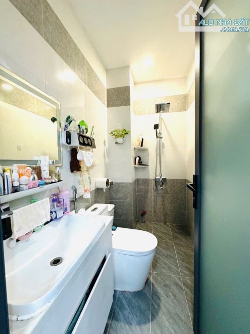 NHÀ ĐẸP KHU GÒ XOÀI BÌNH TÂN - HẺM XE TẢI - 4 TẦNG CHỦ TỰ XÂY KIÊN CỐ - NT CAO CẤP - 6,x - 4