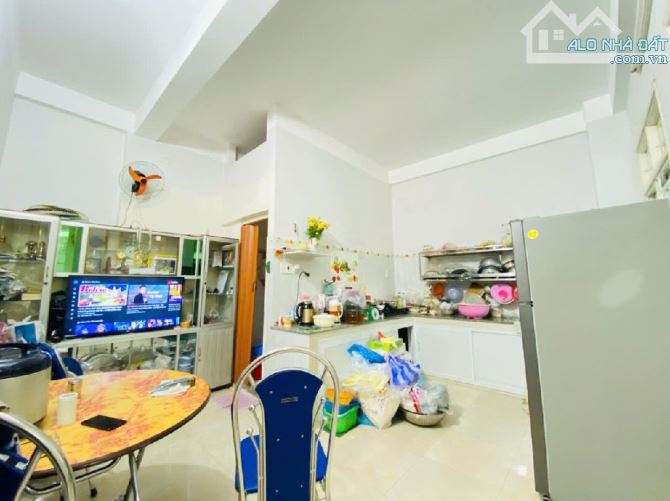 🎉🎉MUA 1 ĐƯỢC 2 - DIỆN TÍCH KHỦNG HƠN 151M2- NGANG HƠN 9M- NHÀ 2 TẦNG VÕ DUY NINH - 4