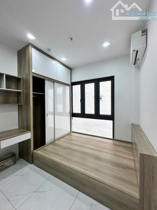 CHÍNH CHỦ BÁN NHÀ MẶT NGÕ PHỐ TRẦN CUNG DT 61, Mt 7, 6 Tầng Giá 13 t tỷ - 4