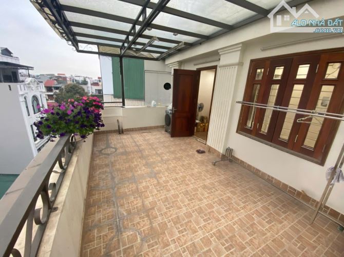 🏢 NHÀ 5 TẦNG THANG MÁY - 🚗 Ô TÔ VÀO NHÀ - 4
