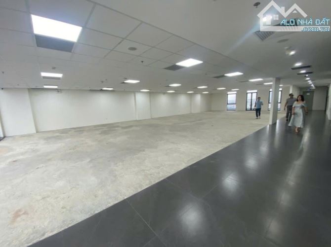 BÁN TOÀ NHÀ MẶT PHỐ LẠC LONG QUÂN, QUẬN TÂY HỒ 485M2, 11 TẦNG, 630 TỶ. - 4