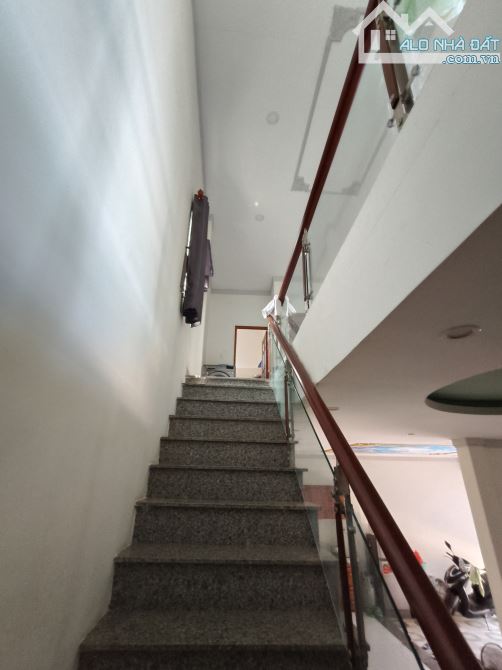 Bán nhà sổ riêng thổ cư gần chợ Thanh Hóa - 4