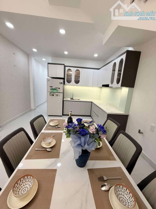 Bán nhà 2 tầng mới hiện đại,sát mặt tiền Trương Thị Hoa. 4x20m. HXH. Giá 6,25 tỷ tl - 4
