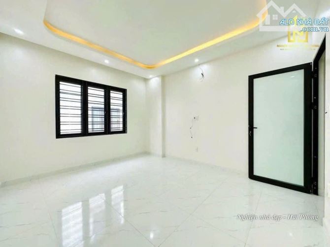Dãy 6 căn nhà cực đẹp có sân cổng cạnh chợ 208 phường Hùng Vương, Hồng Bàng chỉ từ 2,7 tỷ - 4