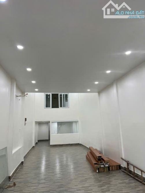 MẶT TIỀN KÊNH TÂN HOÁ - KINH DOANH TUYỆT VỜI - NHÀ C4 MỚI - 95M2 - GIÁ CHỈ 10.5 TỶ  +  Địa - 4