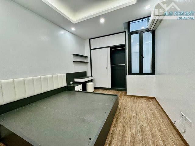 Bán Nhà Phố Trạm Long Biên 42m2 Dân Xây 4T Ô Tô Đỗ Cạnh Nhà, Cạnh Aeon Long Biên 8.x Tỷ - 4