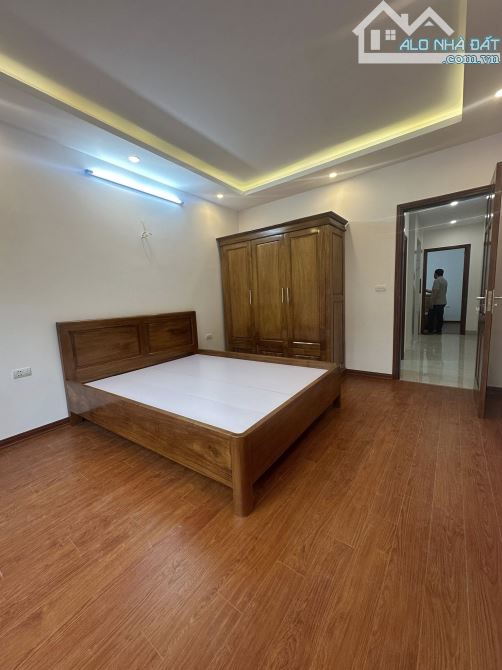 BÁN NHÀ Đại Từ 6 tầng thang máy, dt 51m2, mt 3.7m, 12.3 tỷ - 4