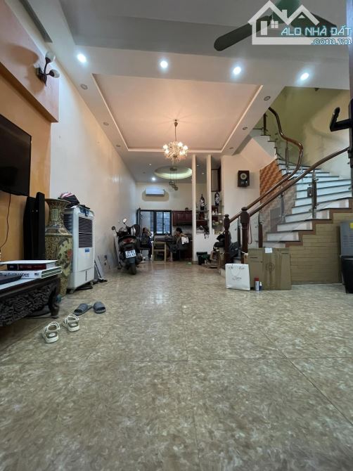 Hàng cực hiếm Phân Lô Ba Đình - Vĩnh Phúc  ÔTÔ Vào Nhà - 4