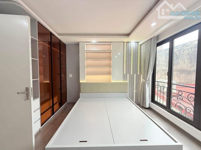 Bán Nhà Đội Cấn - Ba Đình - 35m - 6 Tầng- Thang Máy - 8.4 Tỷ - 4
