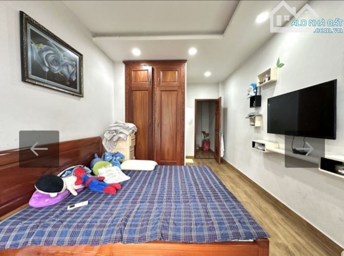7 TỶ HƠN - MẶT TIỀN ĐƯỜNG 8M PHÚ NHUẬN - GIÁP PHAN XÍCH LONG - 4 TẦNG THÔNG SÀN HIỆN ĐẠI - 4