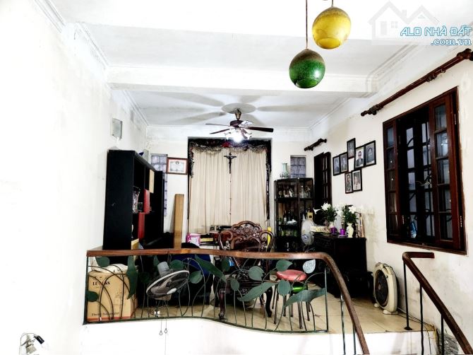 Bán nhà Võ Thị Sáu lô góc 2 mặt ngõ thoáng, 65m2, 4t, mt 4.1m. - 4
