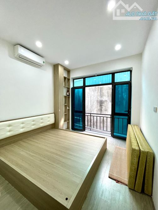 Ngõ Chợ Khâm Thiên Đống Đa. DT 24m2, 4 Tầng, Mặt Tiền 3.2. Giá 4.95 Tỷ - 4
