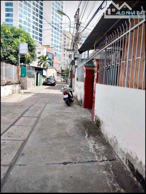 Nhân - Bán Nhà Dương Hiến Quyền 130,8m ngang 14m - 4