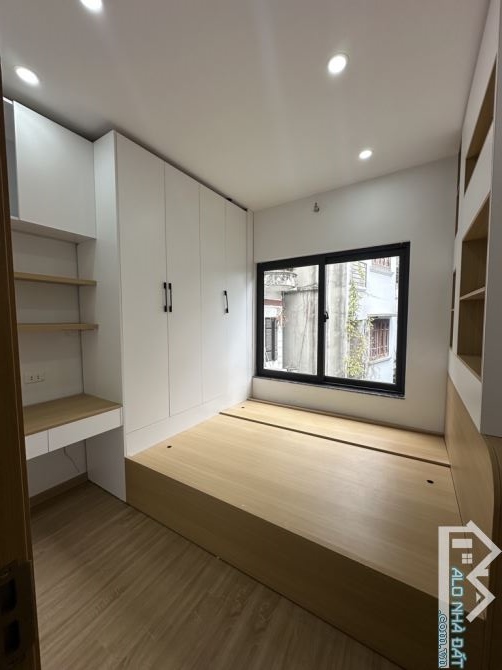 NHÀ THÔNG TẦNG THANH NHÀN- 3 BƯỚC RA Ô TÔ - NGÕ THÔNG- 42M- CHỈ 6.35 TỶ- CÓ 102 - 4