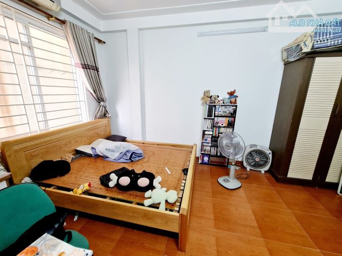 1 nhà ra ô tô, ngõ thông tứ phía, nhà dân xây 5T, DT 36m2m Mt 5m, giá 6,5 tỷ - 4